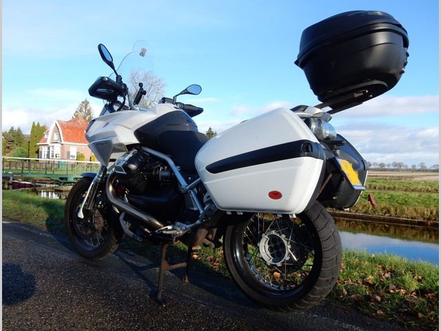 moto-guzzi - stelvio-1200-4v