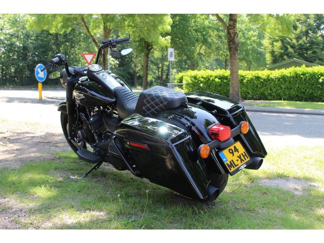 harley-davidson - road-king-classic-flhrc