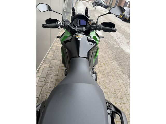 kawasaki - versys-1100-se