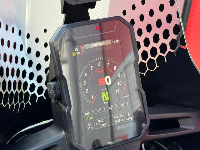 ducati - desertx