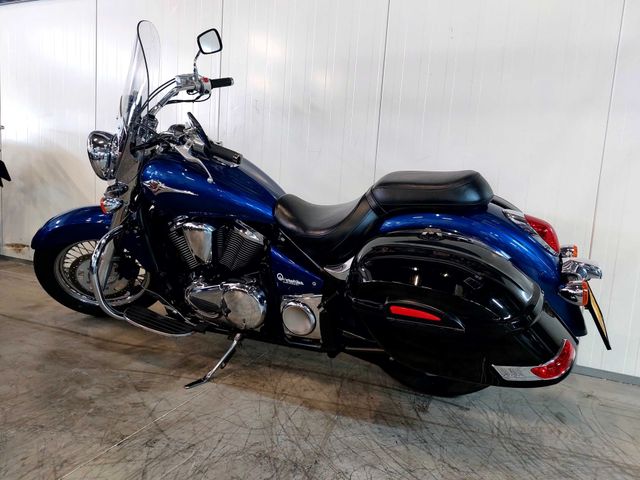 kawasaki - vn-900-classic