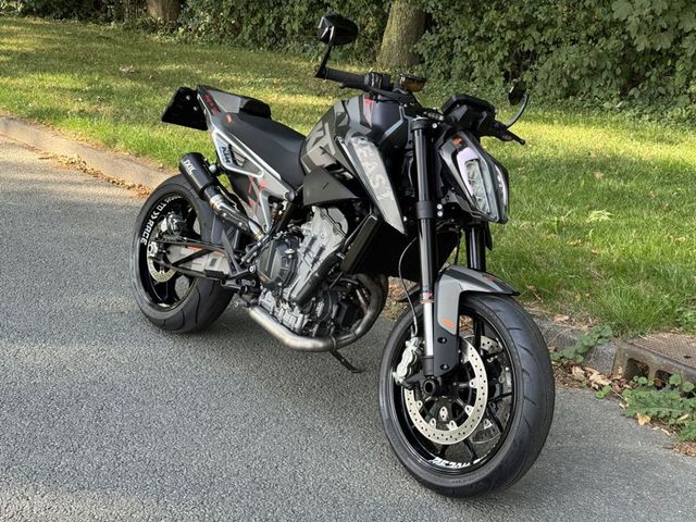 ktm - 790-duke