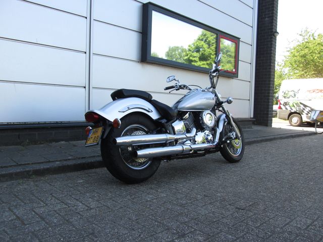 yamaha - xvs-1100-dragstar