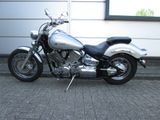 YAMAHA XVS 1100 DRAGSTAR