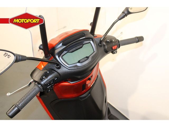 piaggio - beverly-400