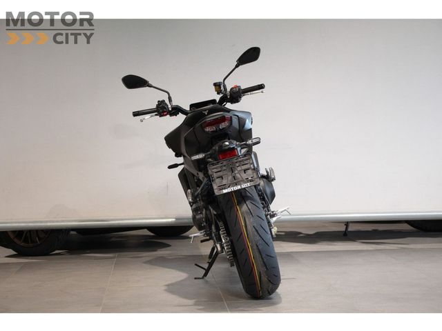 yamaha - mt-09