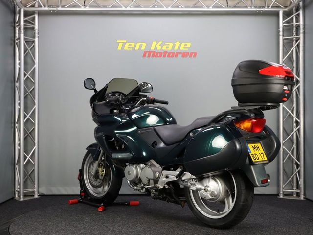 honda - nt-650-v-deauville