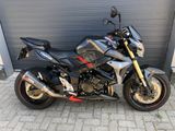 SUZUKI GSR 750 A