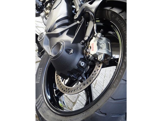 bmw - r-1300-gs-triple-black