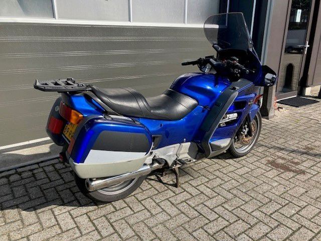 honda - st-1100-pan-european