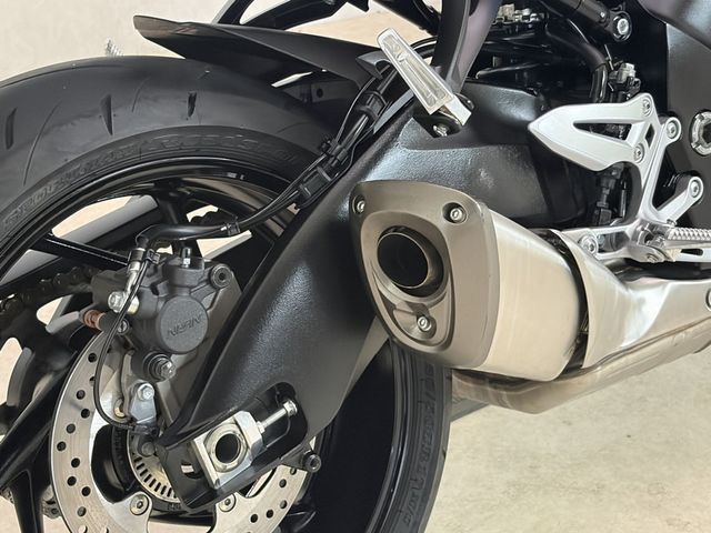 suzuki - gsx-s-950