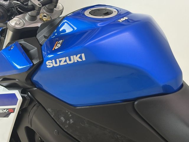 suzuki - gsx-s-950