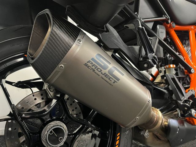 ktm - 1290-super-duke-gt