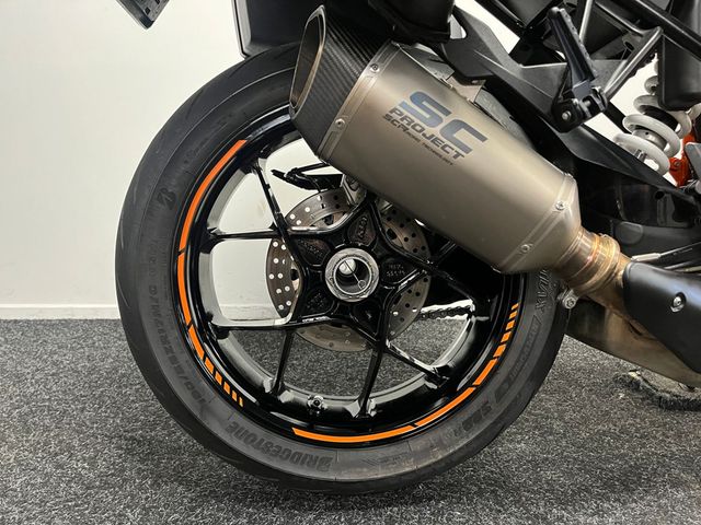 ktm - 1290-super-duke-gt