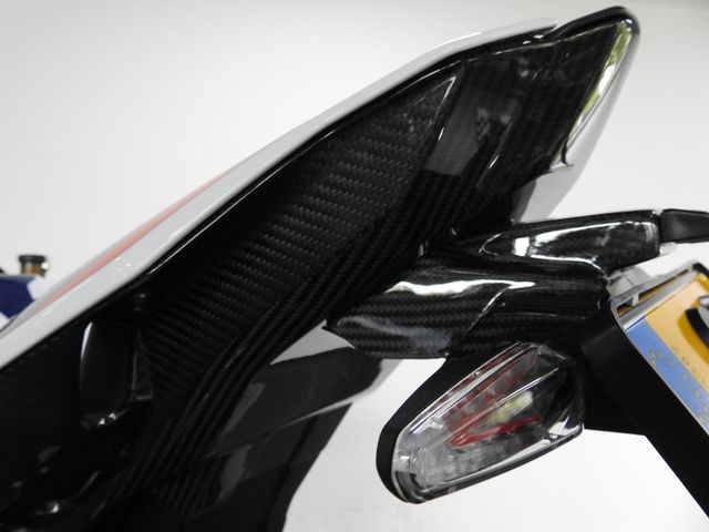 bmw - m-1000-r