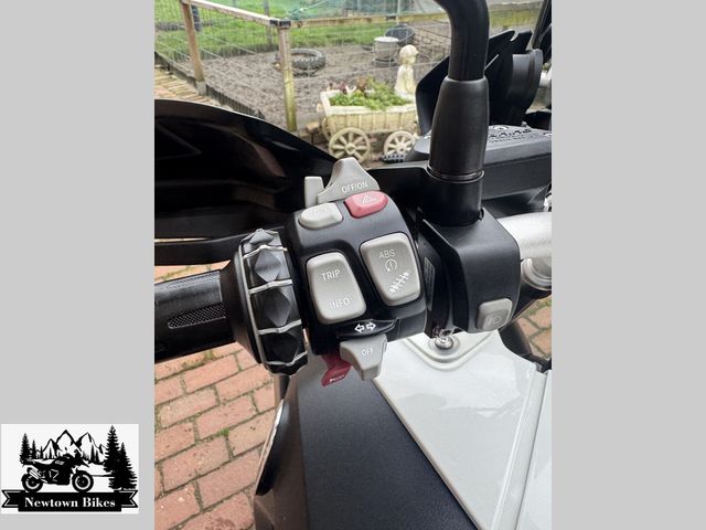 bmw - r-1200-gs-lc-adventure