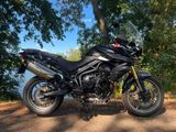 TRIUMPH TIGER 800