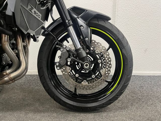 kawasaki - z900