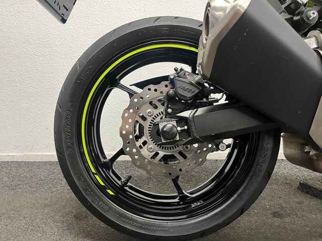 kawasaki - z900