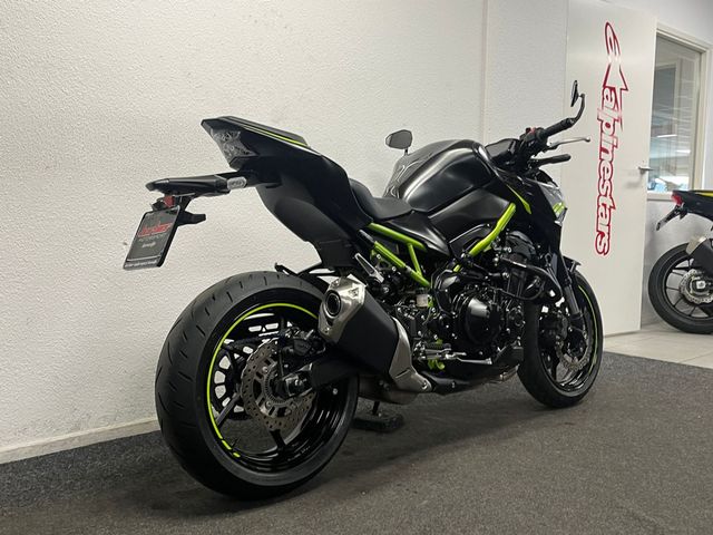 kawasaki - z900