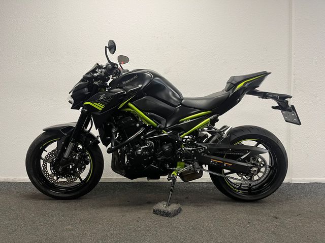 kawasaki - z900