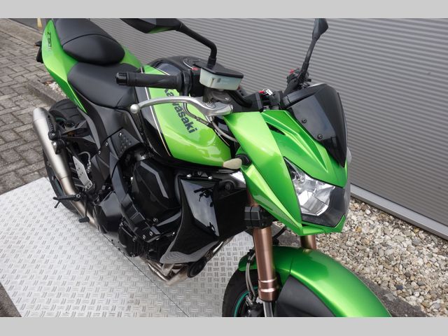 kawasaki - z-750-r