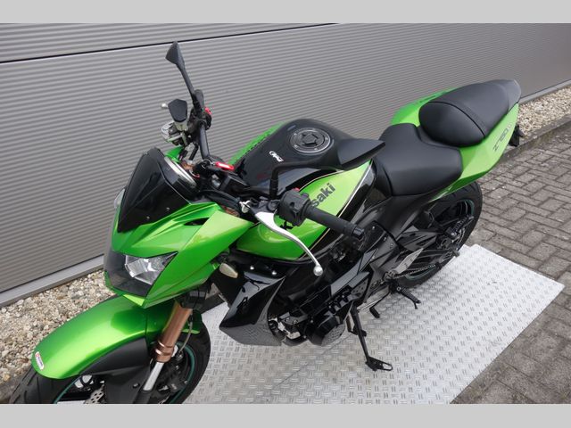 kawasaki - z-750-r