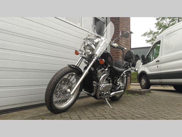 suzuki - vs-400-intruder