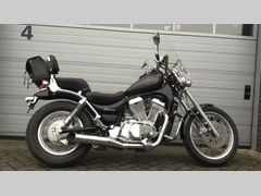 SUZUKI VS 400 INTRUDER