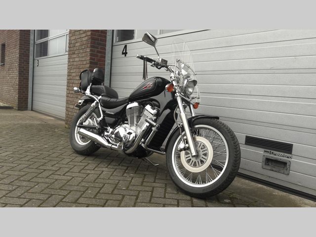 suzuki - vs-400-intruder