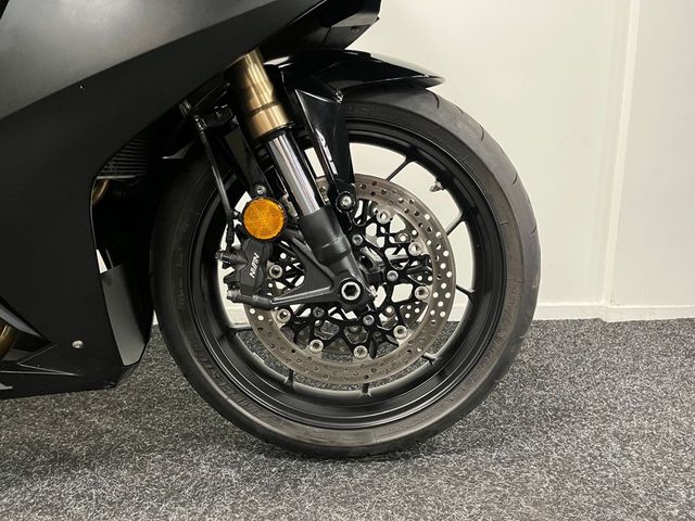 honda - cbr-650-r
