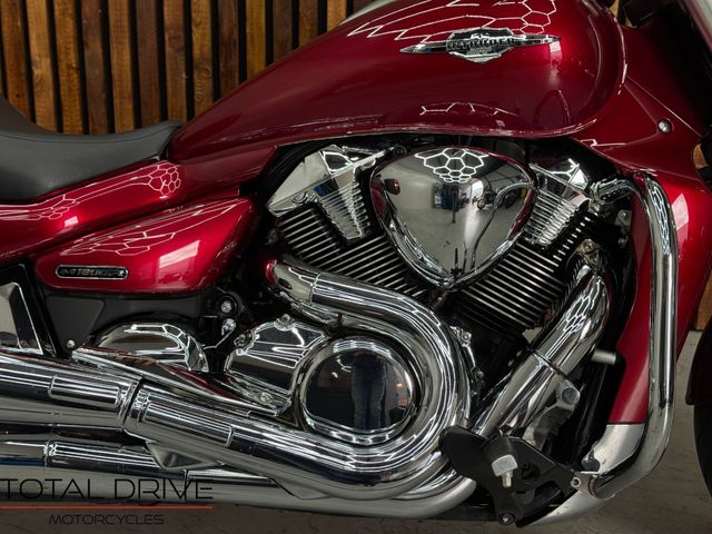 suzuki - m-1800-r-intruder