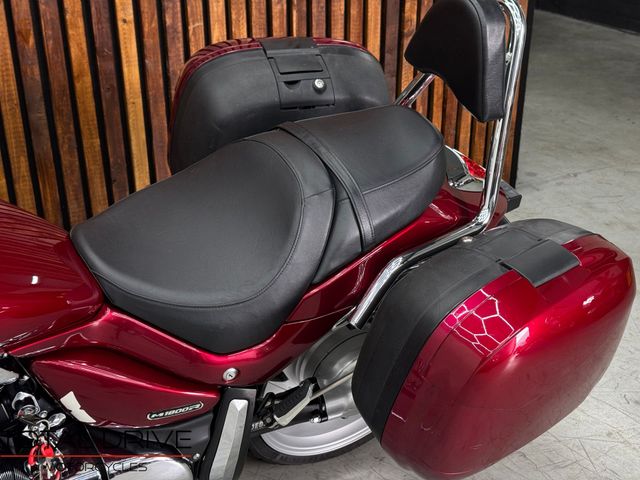 suzuki - m-1800-r-intruder