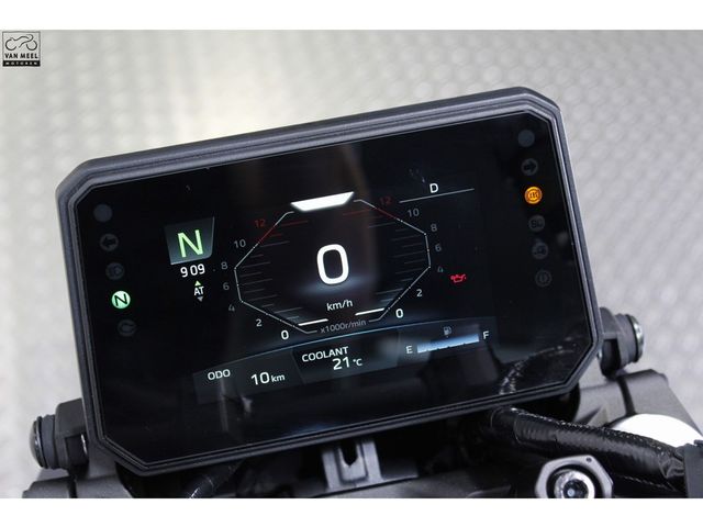 yamaha - mt-09-y-amt