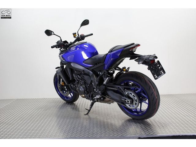 yamaha - mt-09-y-amt