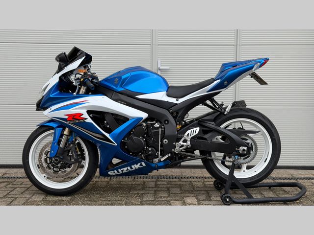 suzuki - gsx-r-600