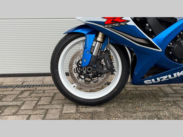 suzuki - gsx-r-600