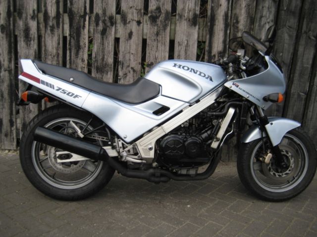 honda - vfr-750-f
