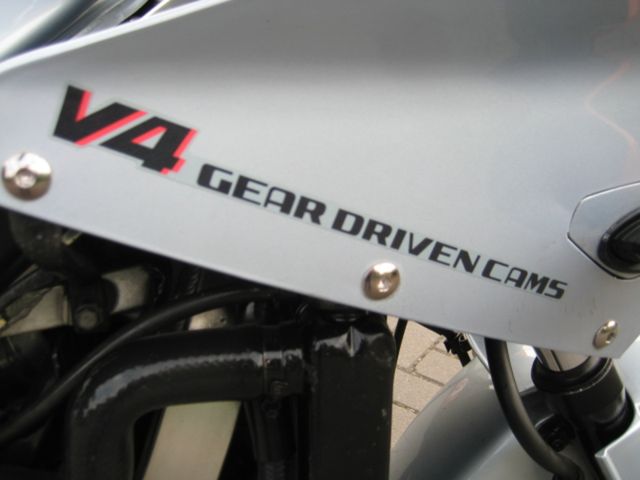 honda - vfr-750-f