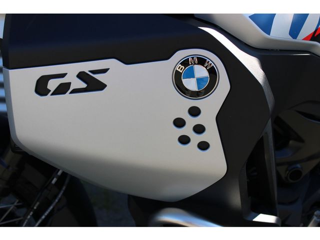 bmw - f-900-gs-adventure