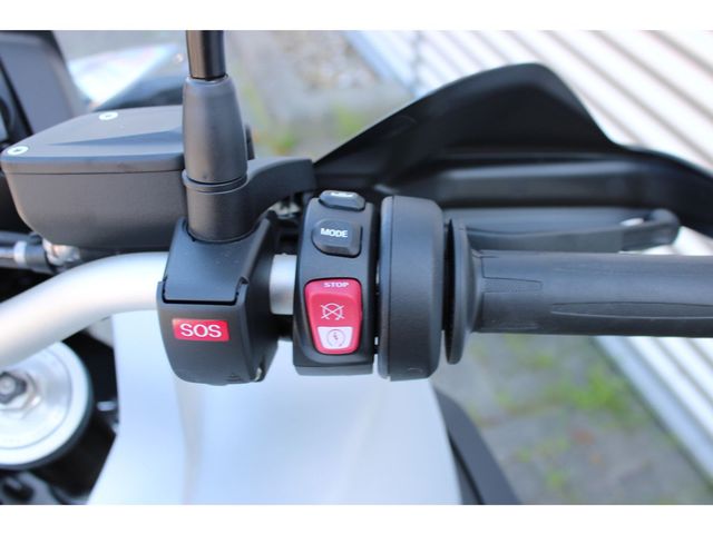 bmw - f-900-gs-adventure