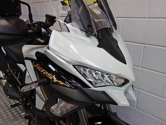 kawasaki - versys-1100-se