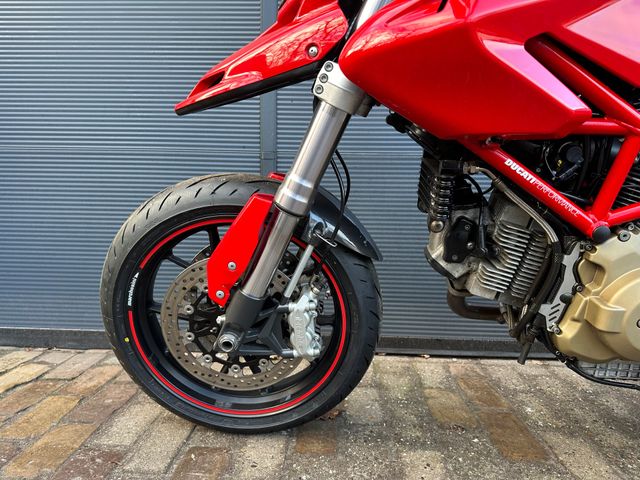 ducati - hypermotard-1100