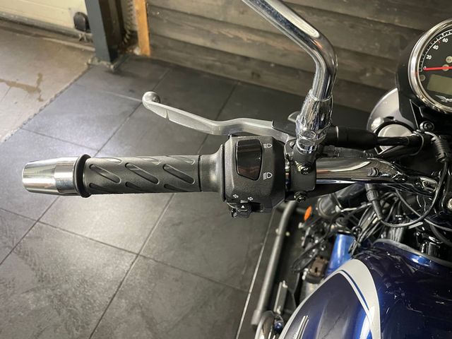 moto-guzzi - v-7-special