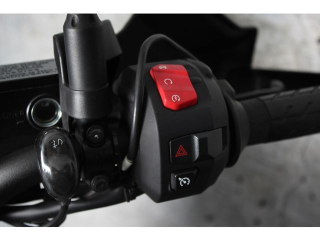 suzuki - v-strom-1050-a