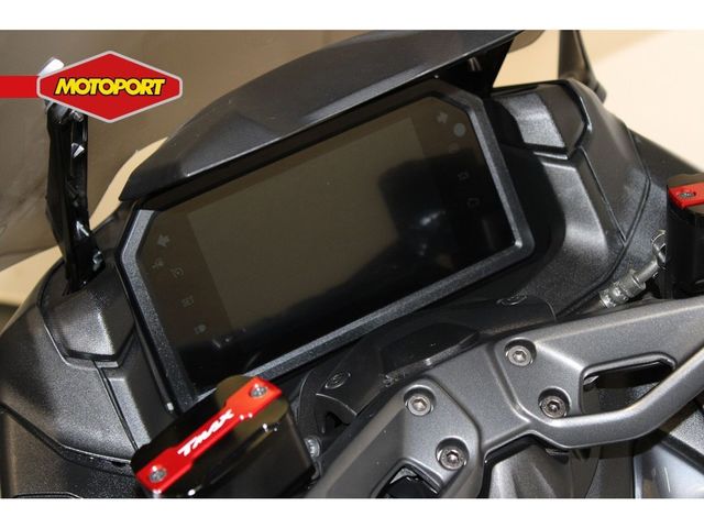 yamaha - tmax-tech-max-560