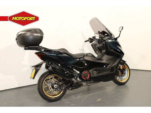 yamaha - tmax-tech-max-560