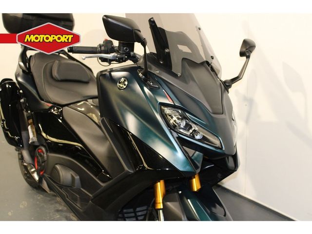 yamaha - tmax-tech-max-560