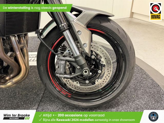kawasaki - z900