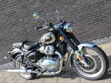 ROYAL ENFIELD CLASSIC 650